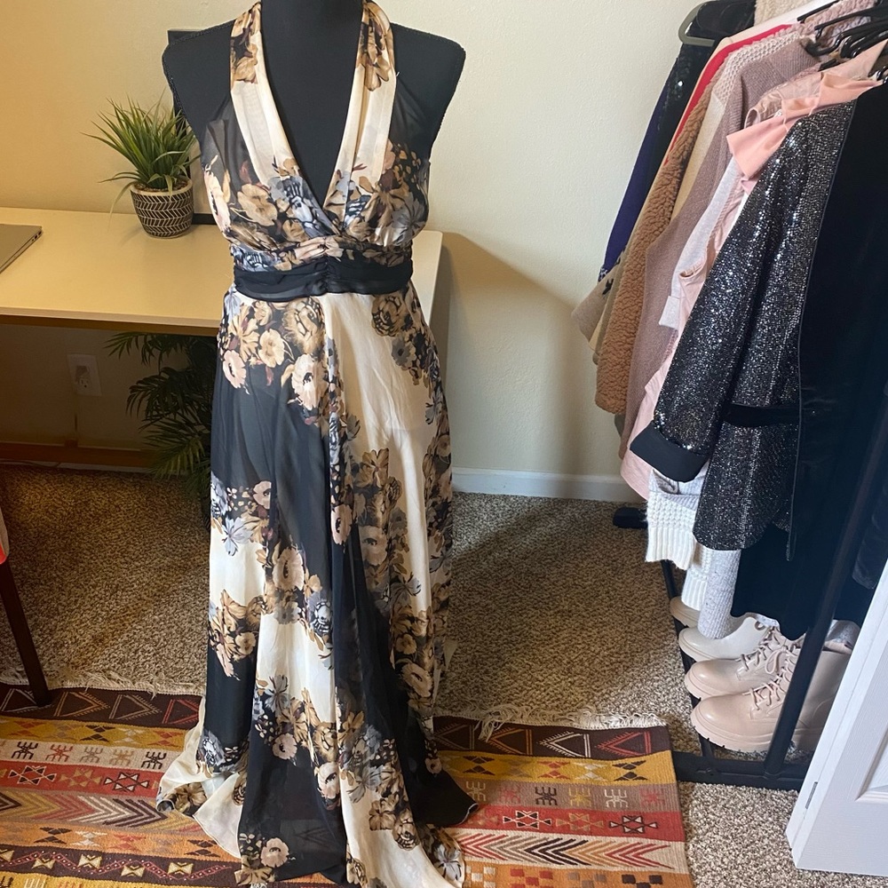 Floral Neck Backless Floor length Dress Size S